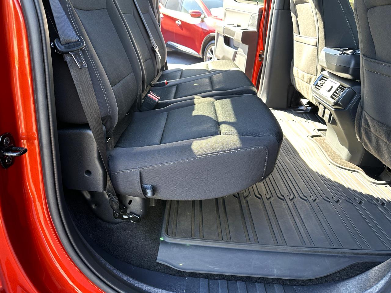 Ford F-150 4WD SuperCrew 145" XLT 2023
