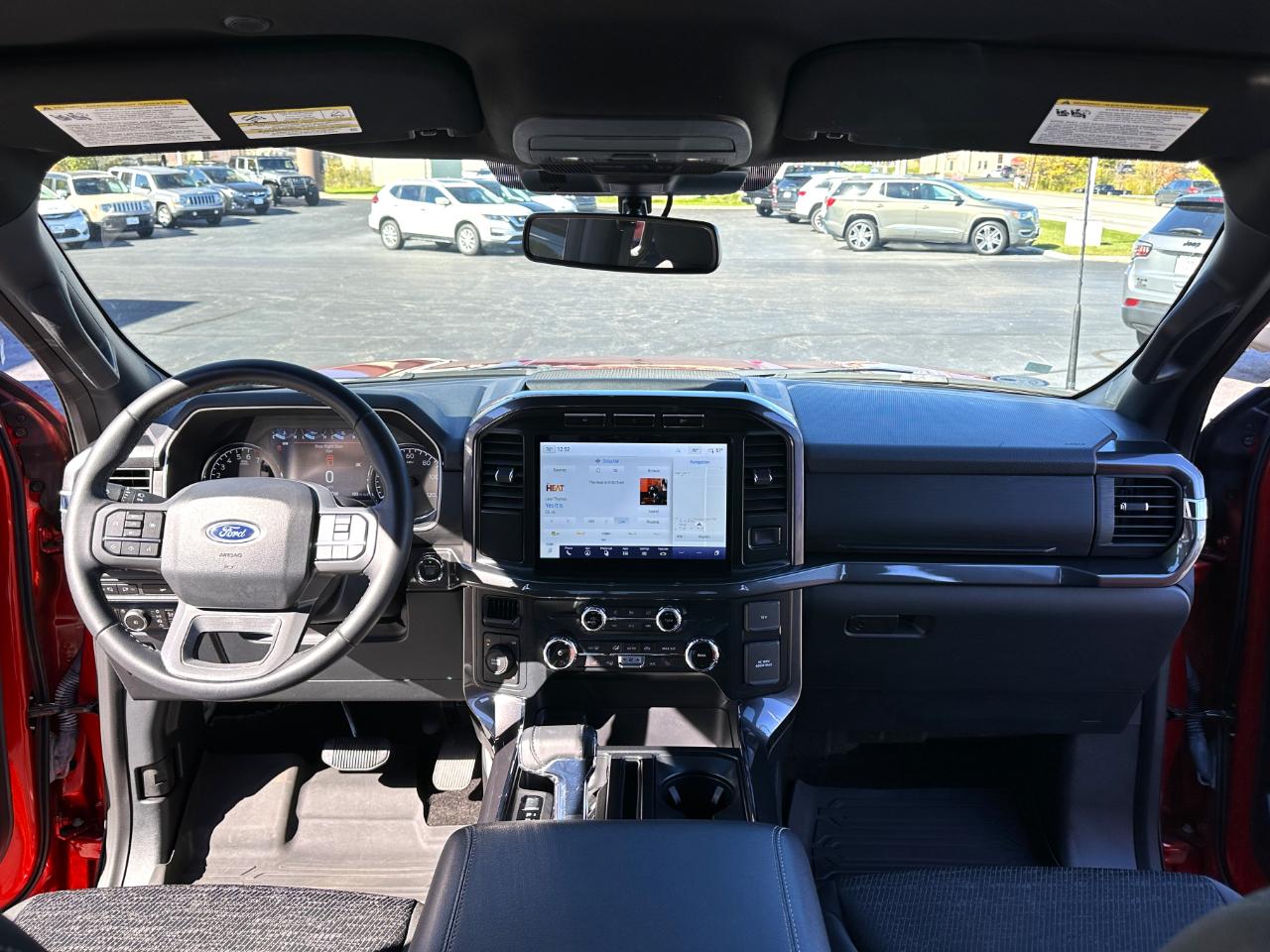 Ford F-150 4WD SuperCrew 145" XLT 2023