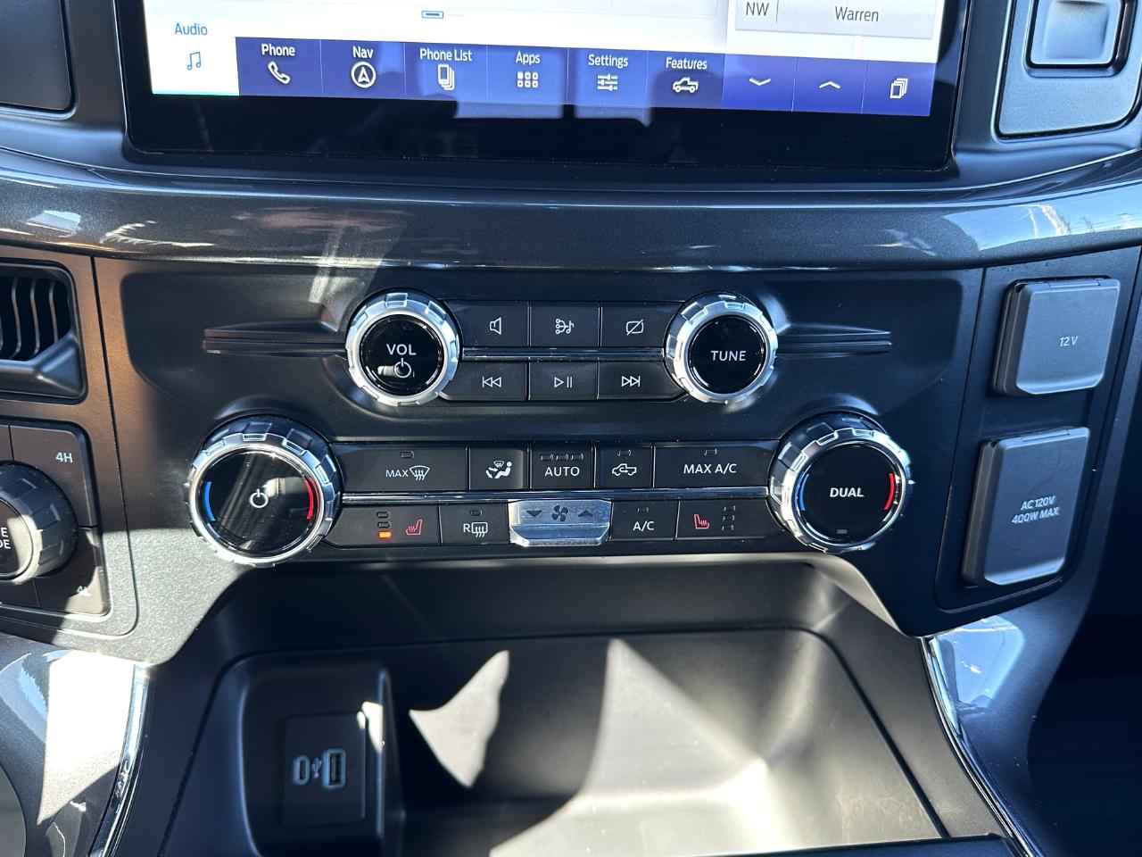 Ford F-150 4WD SuperCrew 145" XLT 2023