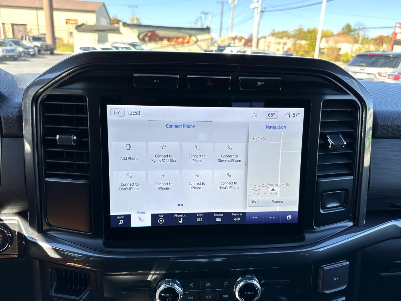 Ford F-150 4WD SuperCrew 145" XLT 2023