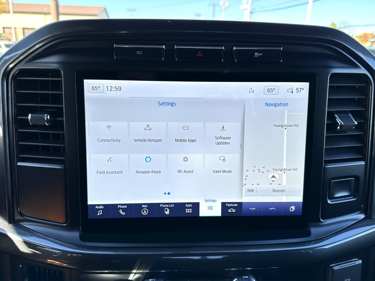 Ford F-150 4WD SuperCrew 145" XLT 2023