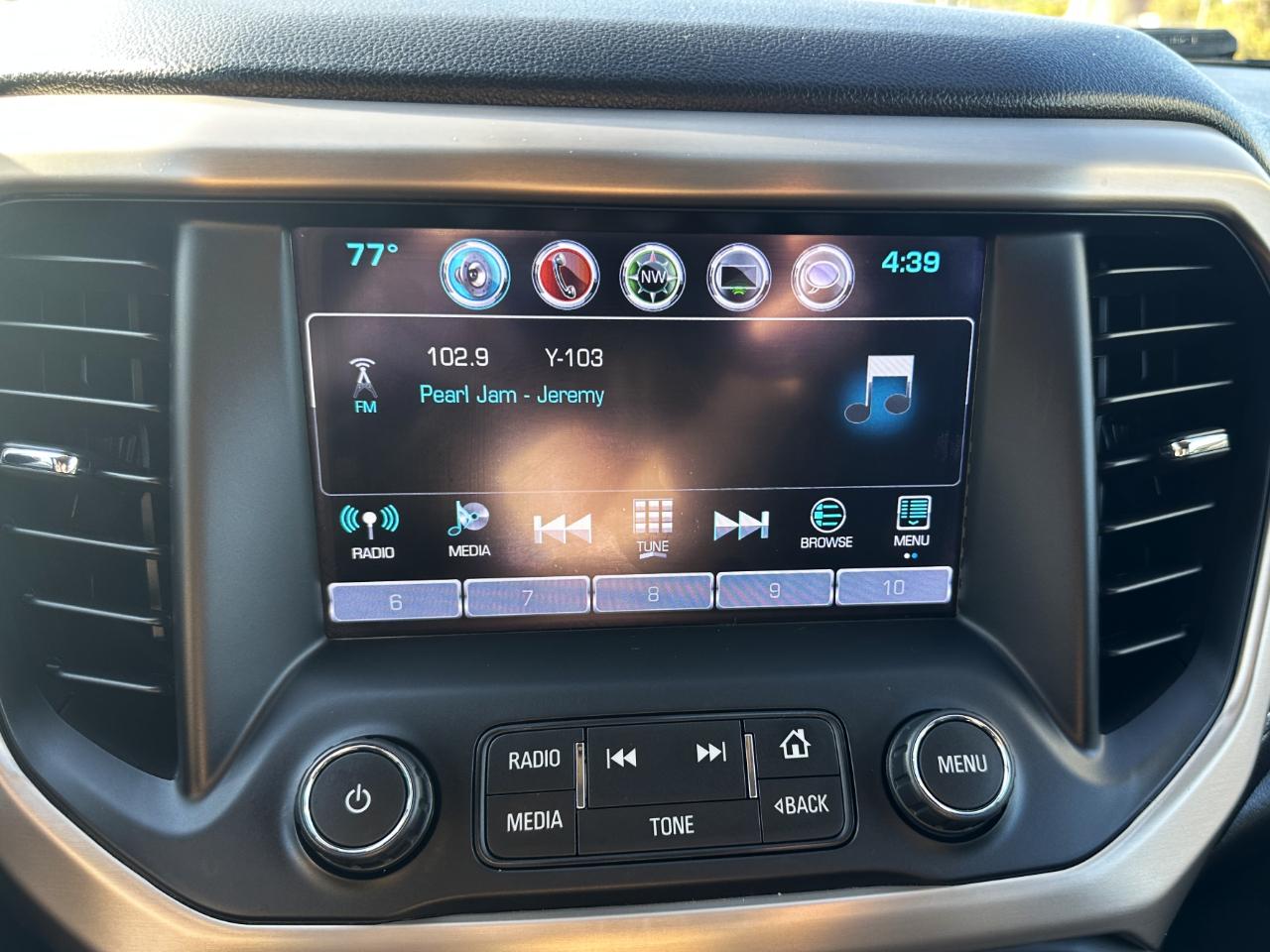 GMC Acadia AWD 4dr Denali 2018