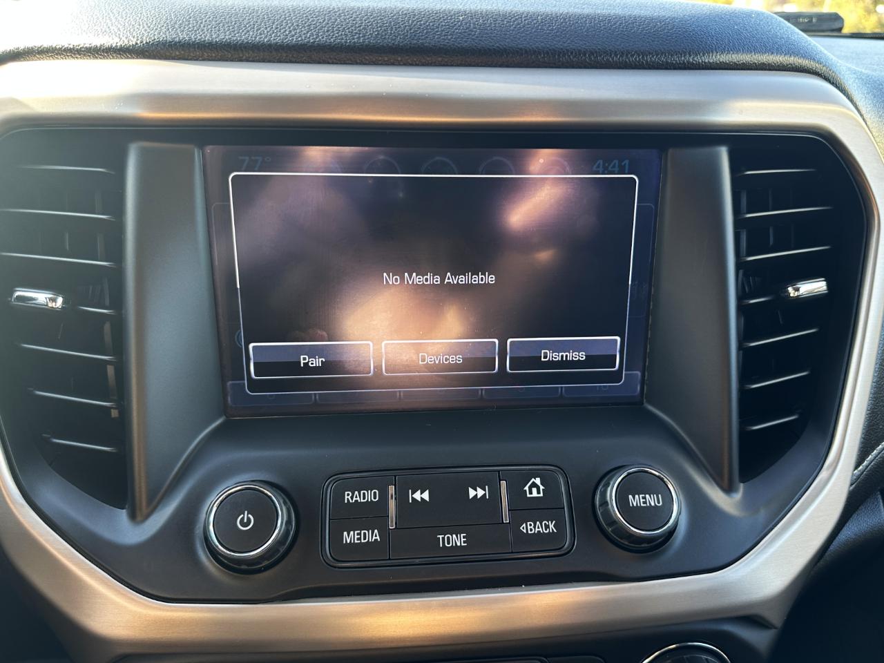GMC Acadia AWD 4dr Denali 2018