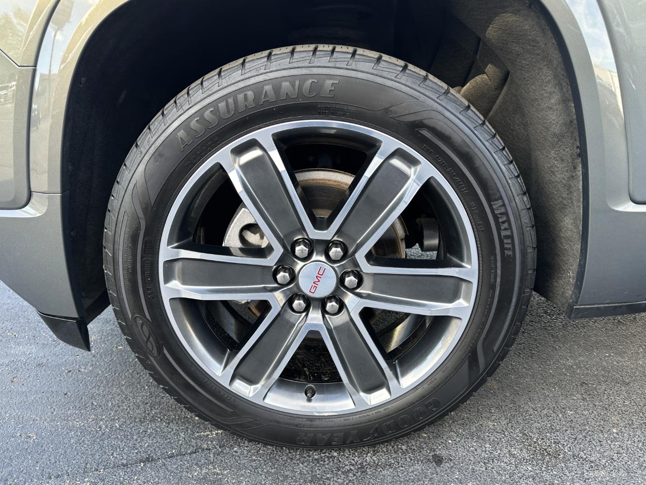 GMC Acadia AWD 4dr Denali 2018