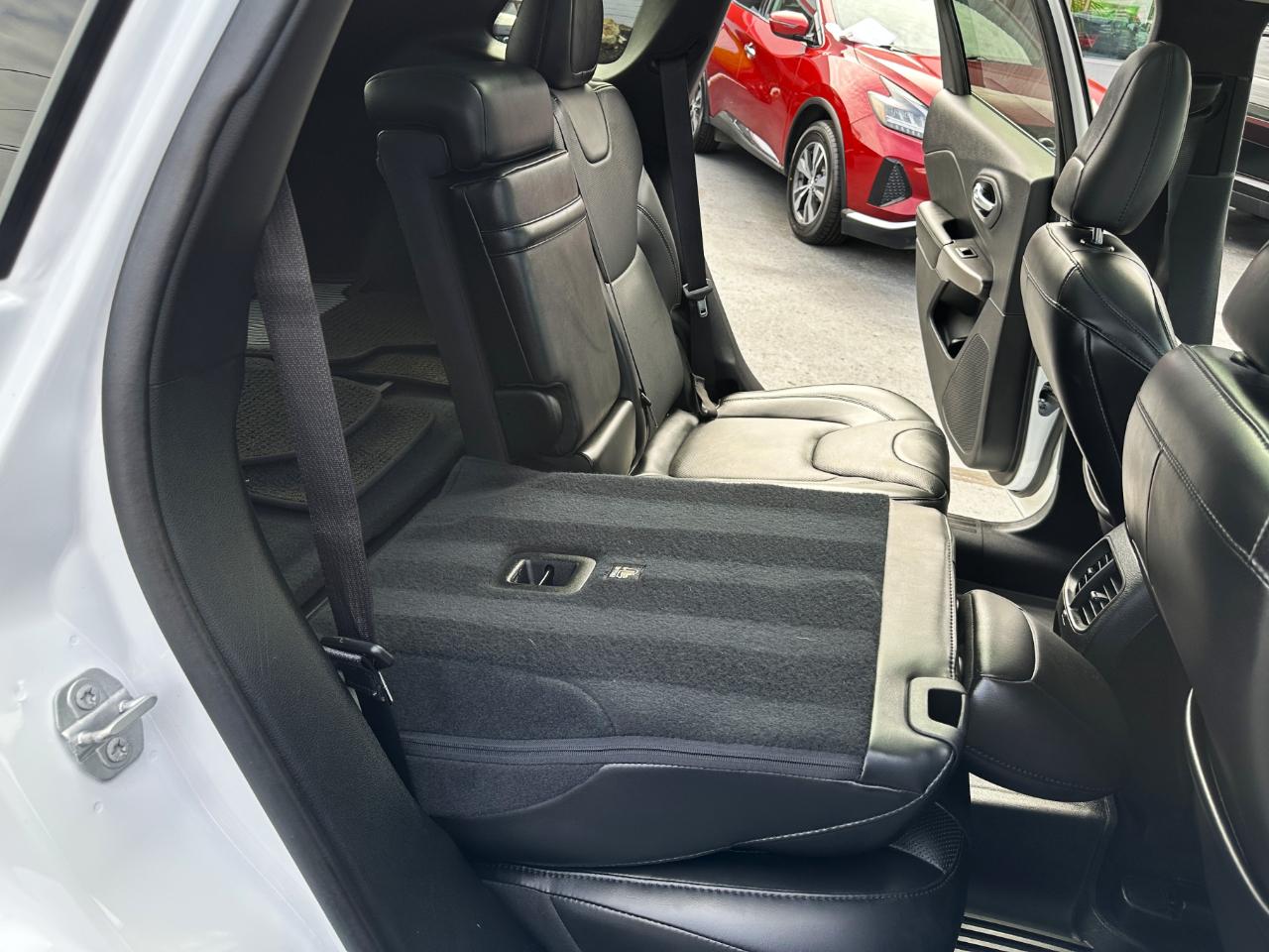 Jeep Cherokee Overland 4WD 2019