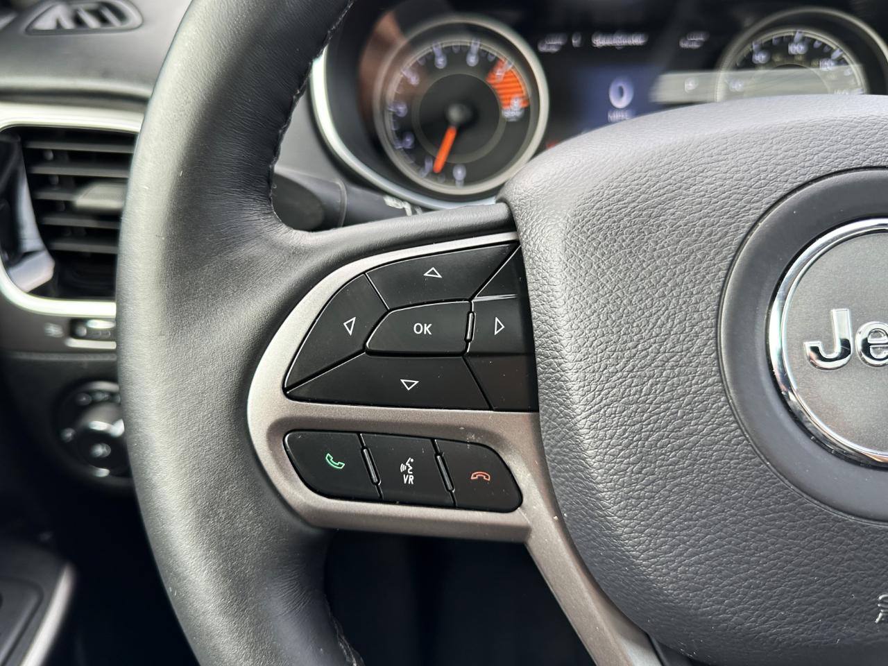 Jeep Cherokee Overland 4WD 2019