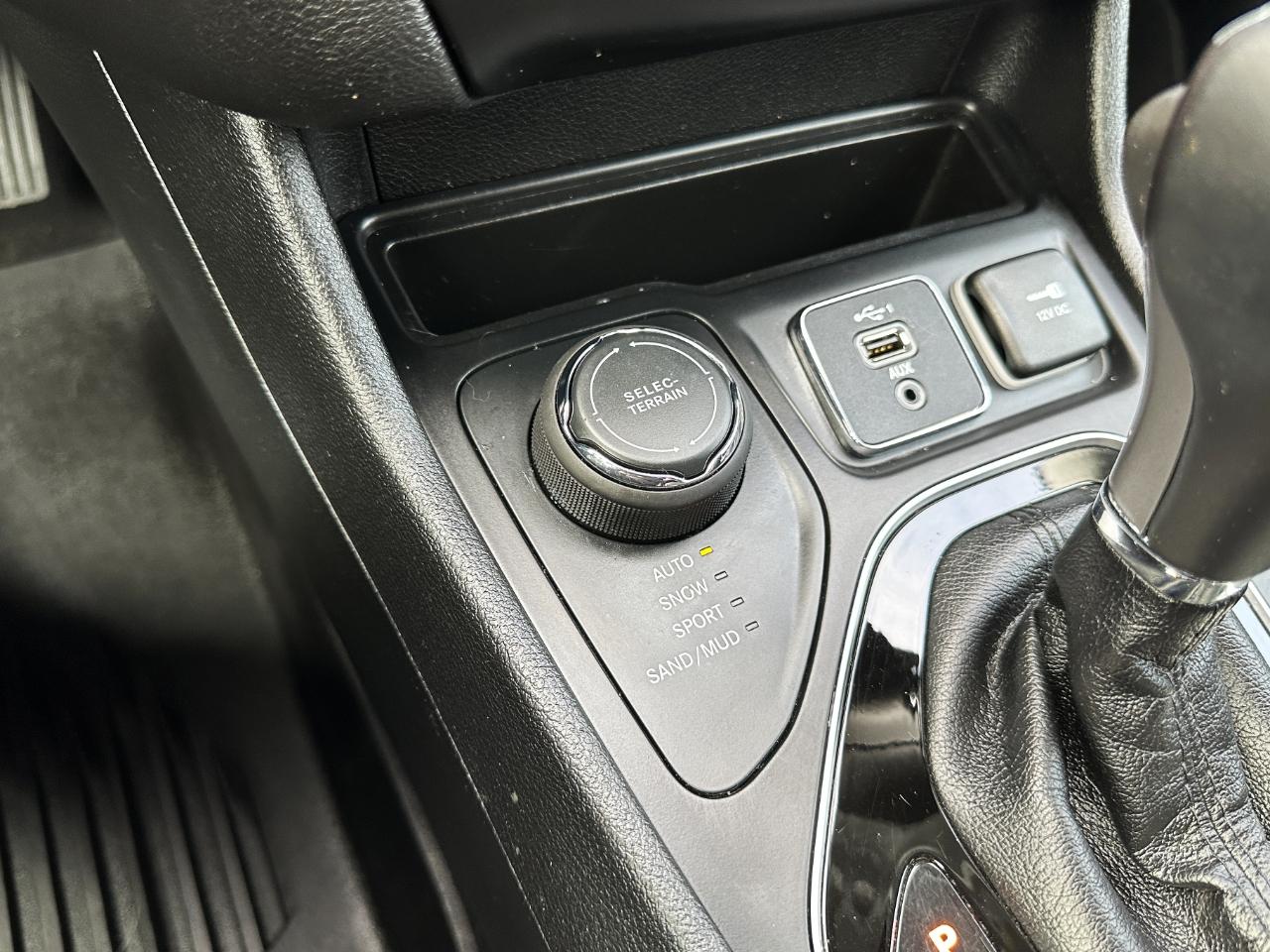 Jeep Cherokee Overland 4WD 2019