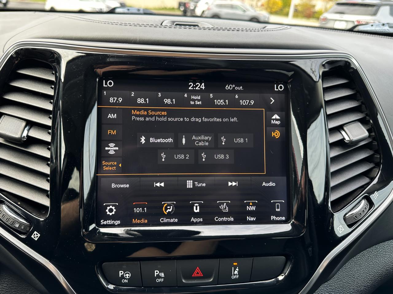 Jeep Cherokee Overland 4WD 2019