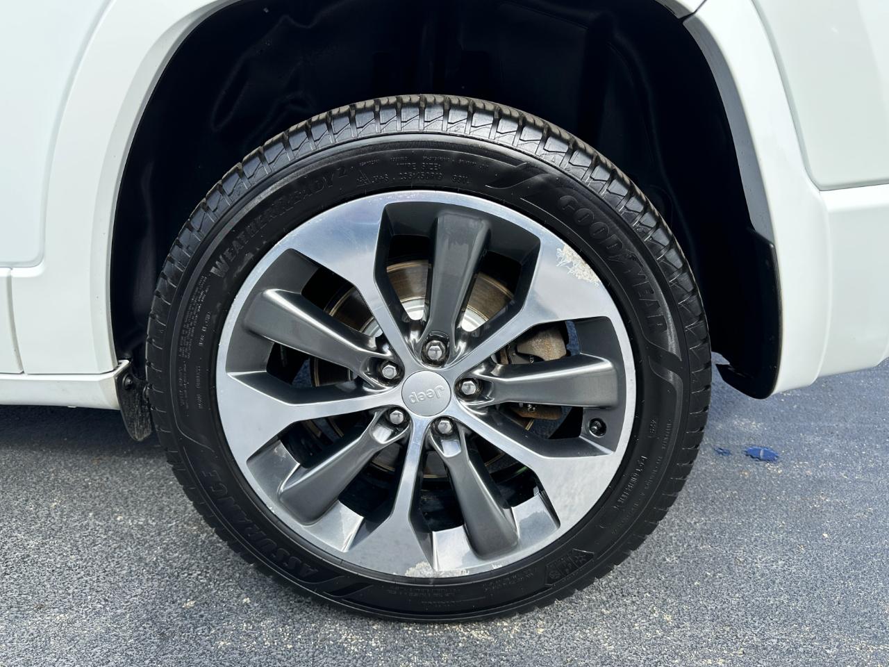 Jeep Cherokee Overland 4WD 2019