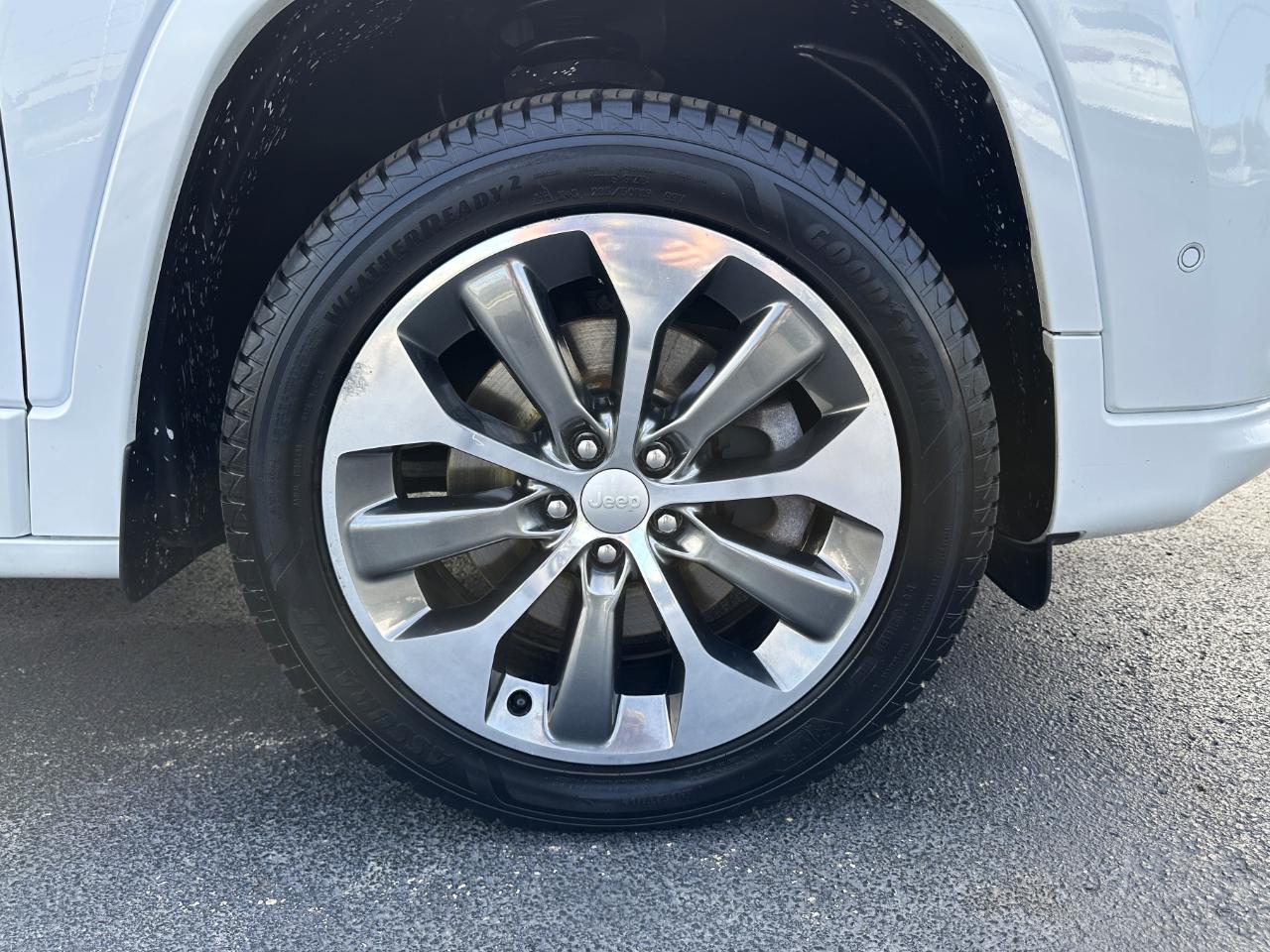 Jeep Cherokee Overland 4WD 2019