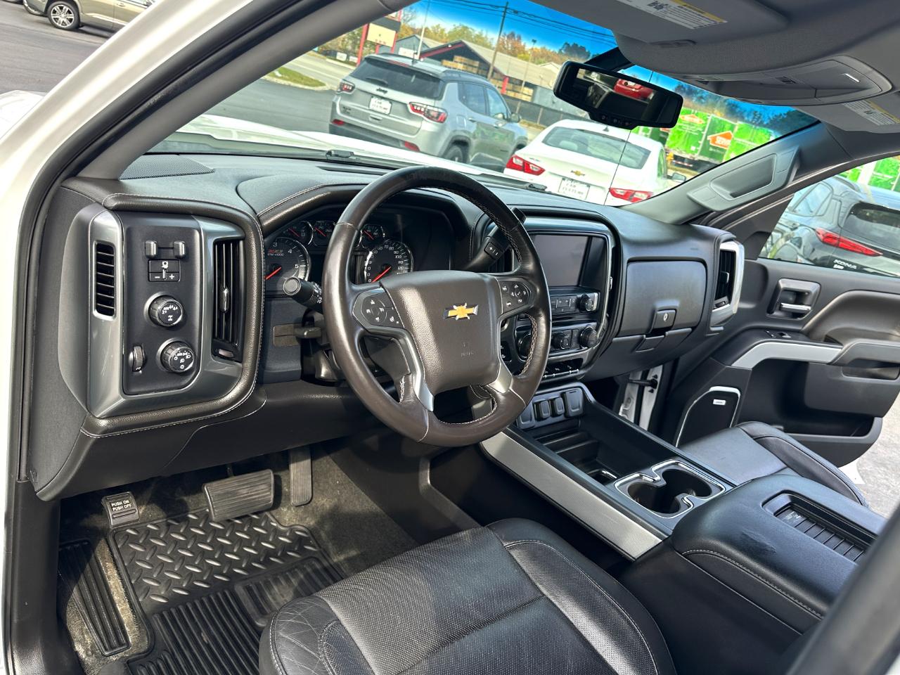 Chevrolet Silverado 1500 LTZ Z71 Double Cab 4WD 2018