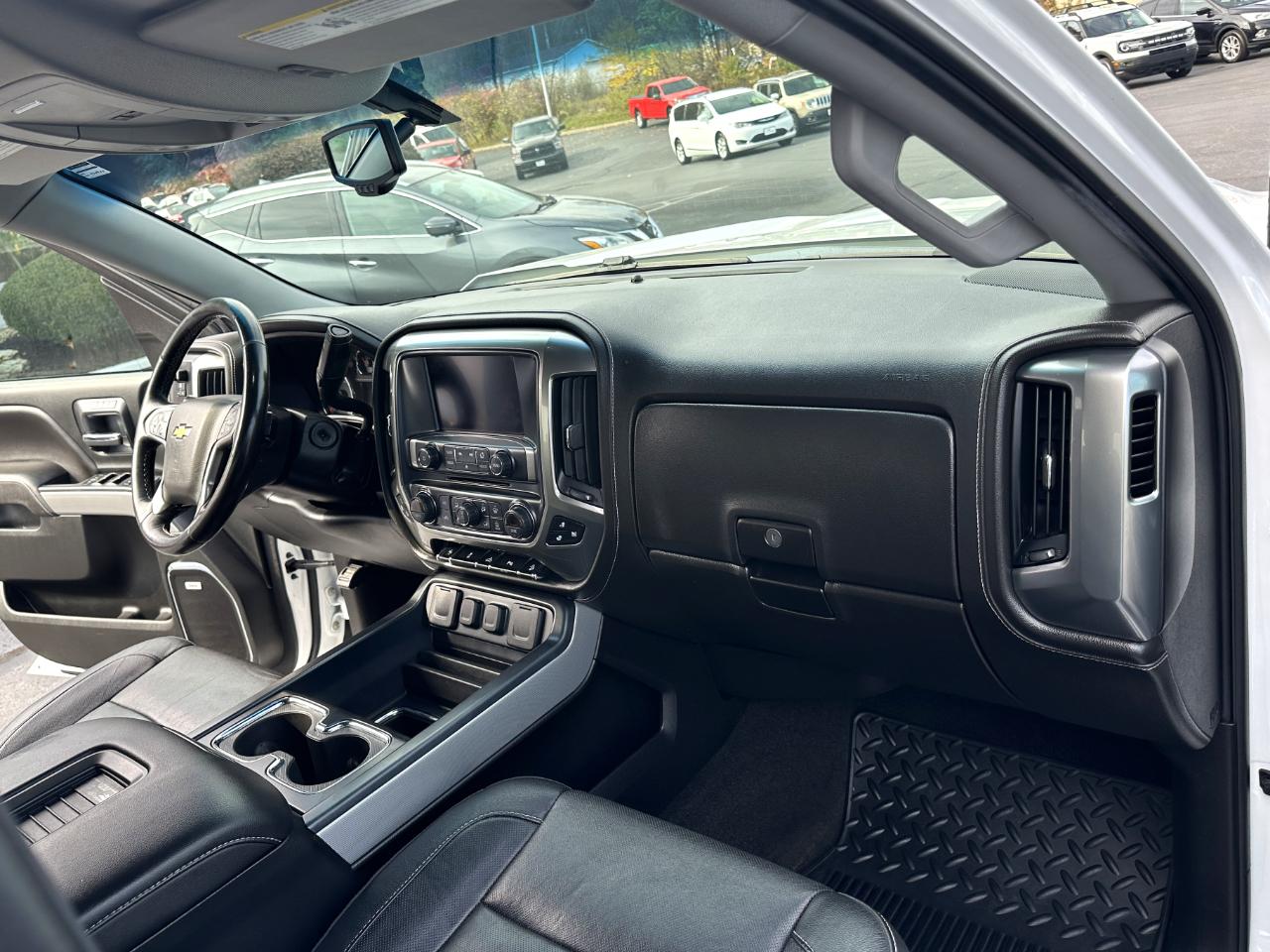 Chevrolet Silverado 1500 LTZ Z71 Double Cab 4WD 2018