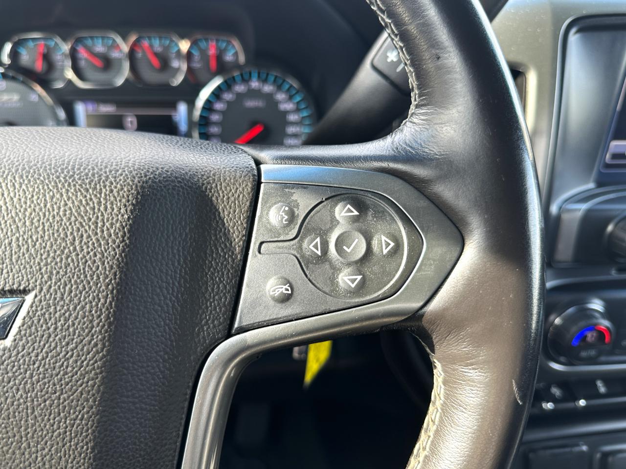 Chevrolet Silverado 1500 LTZ Z71 Double Cab 4WD 2018