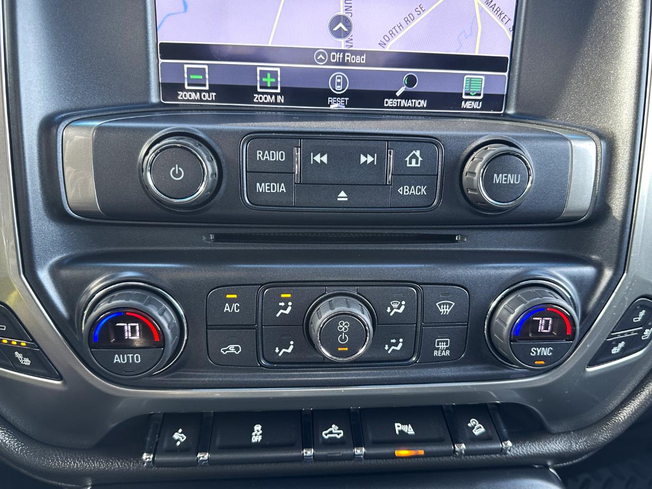 Chevrolet Silverado 1500 LTZ Z71 Double Cab 4WD 2018