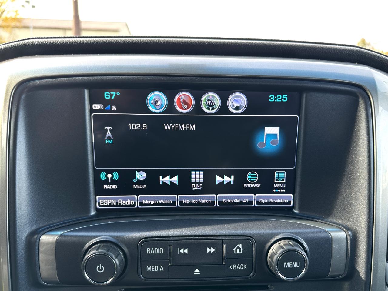 Chevrolet Silverado 1500 LTZ Z71 Double Cab 4WD 2018