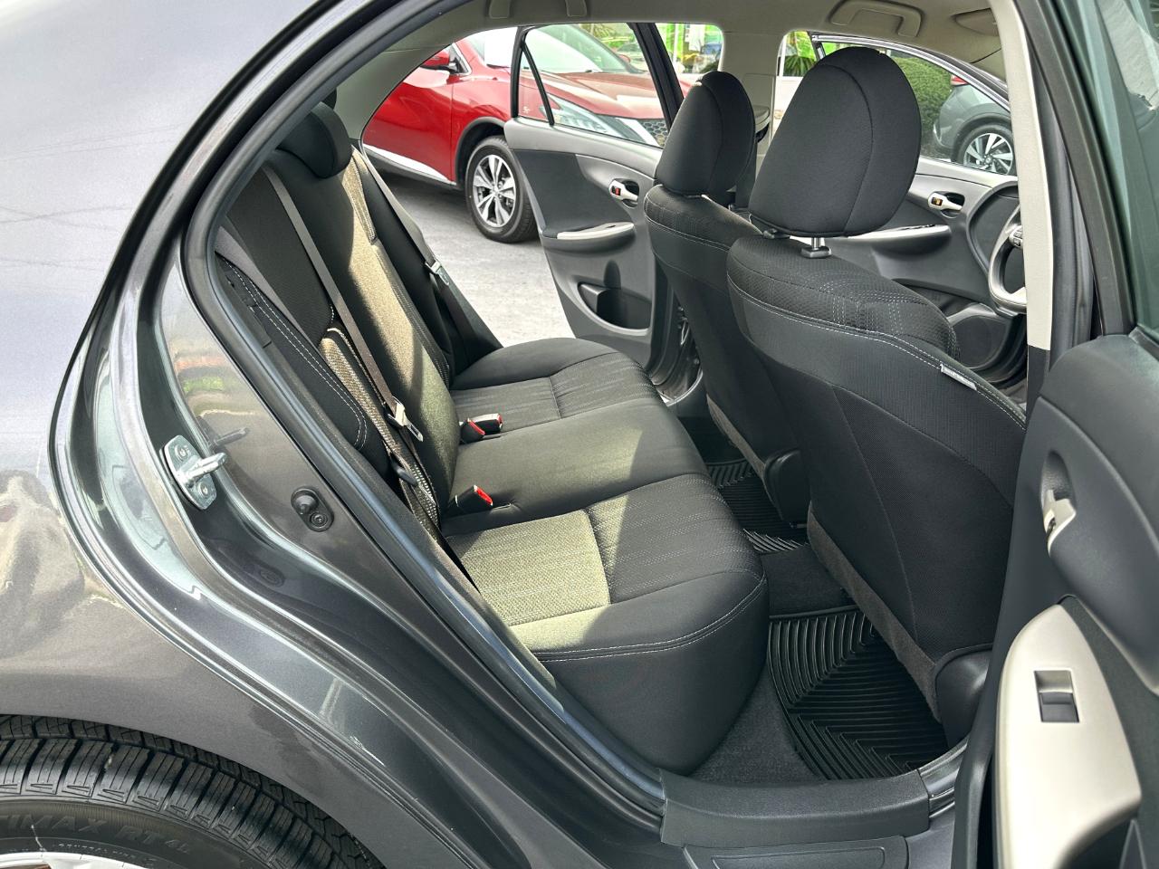Toyota Corolla S 2013
