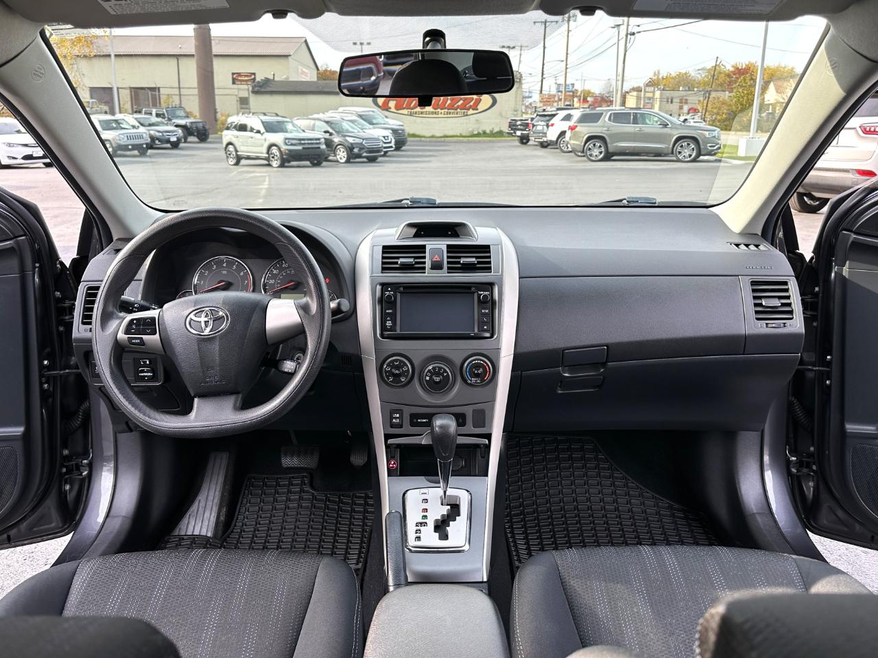 Toyota Corolla S 2013