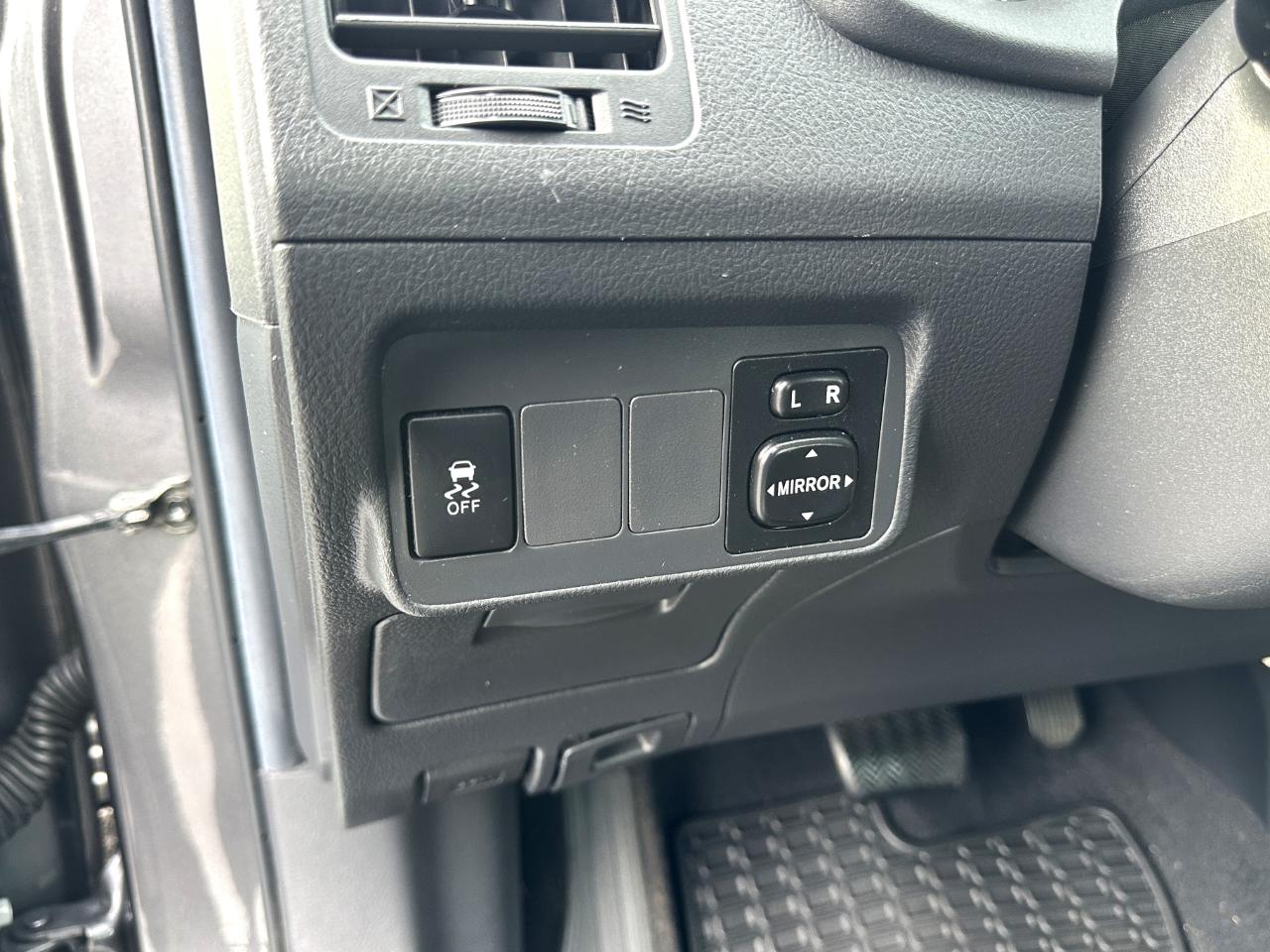 Toyota Corolla S 2013