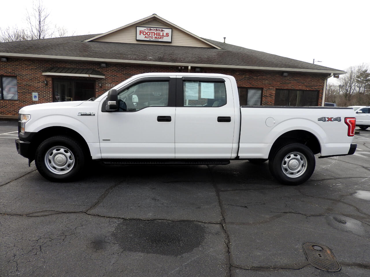 2017 Ford F-150 XL SuperCrew 5.5-ft. Bed 4WD