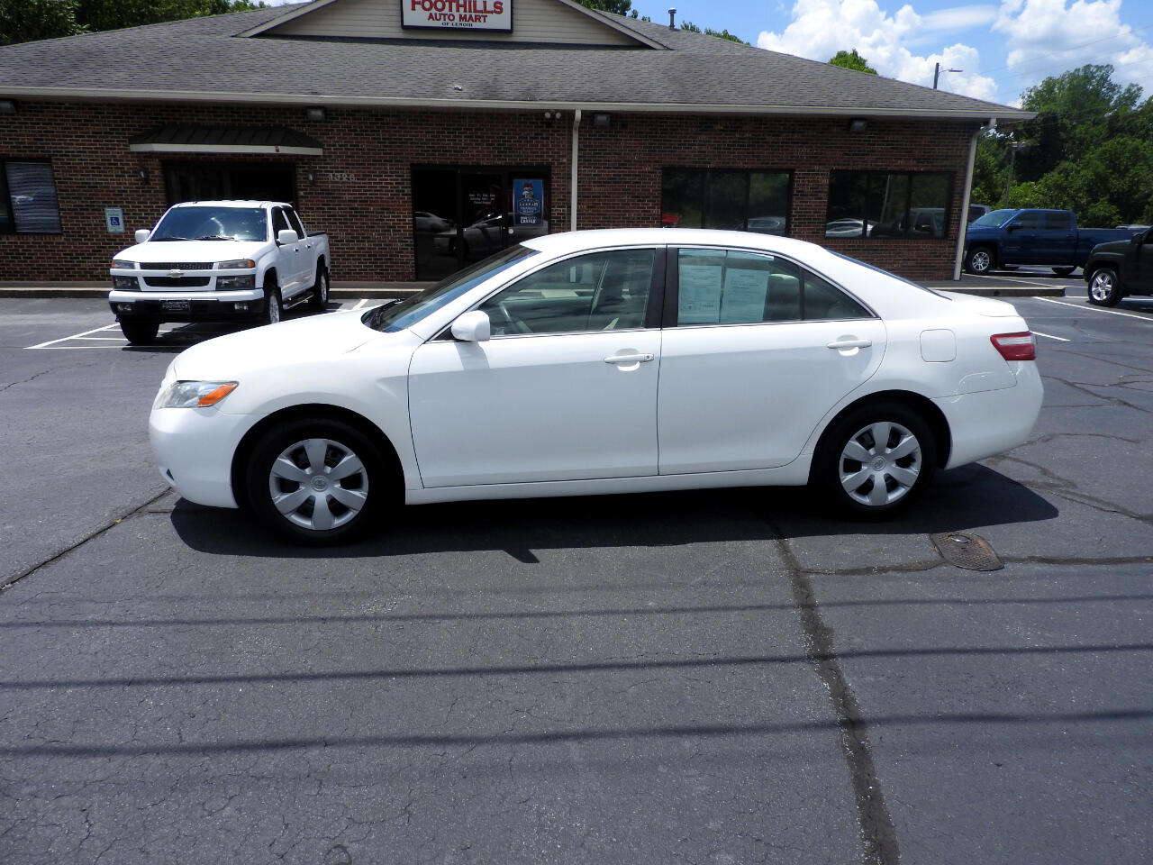 2009 Toyota Camry LE 5-Spd AT