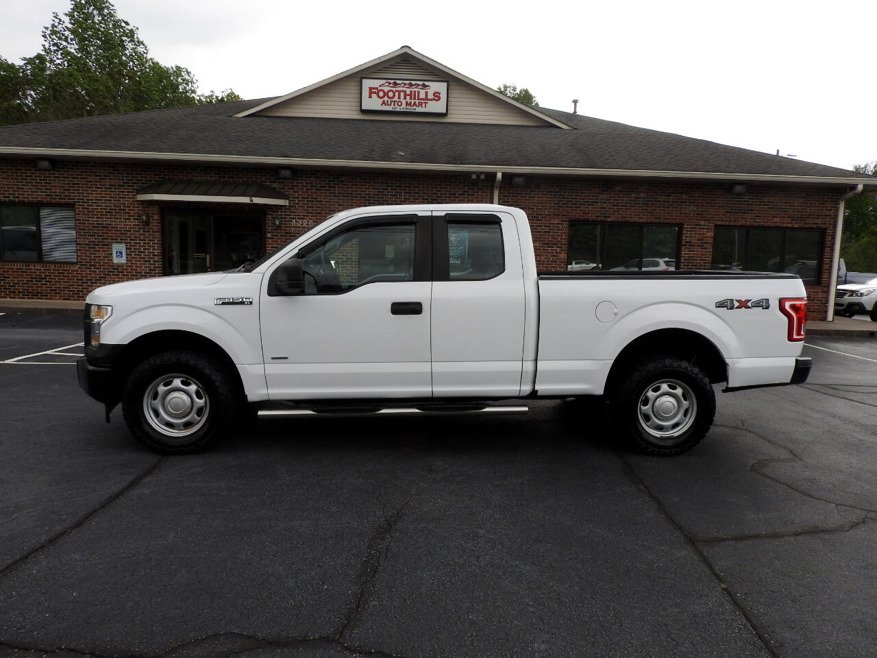 2015 Ford F-150 XL SuperCab 6.5-ft. Bed 4WD