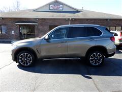 2017 BMW X5  2017 BMW X5