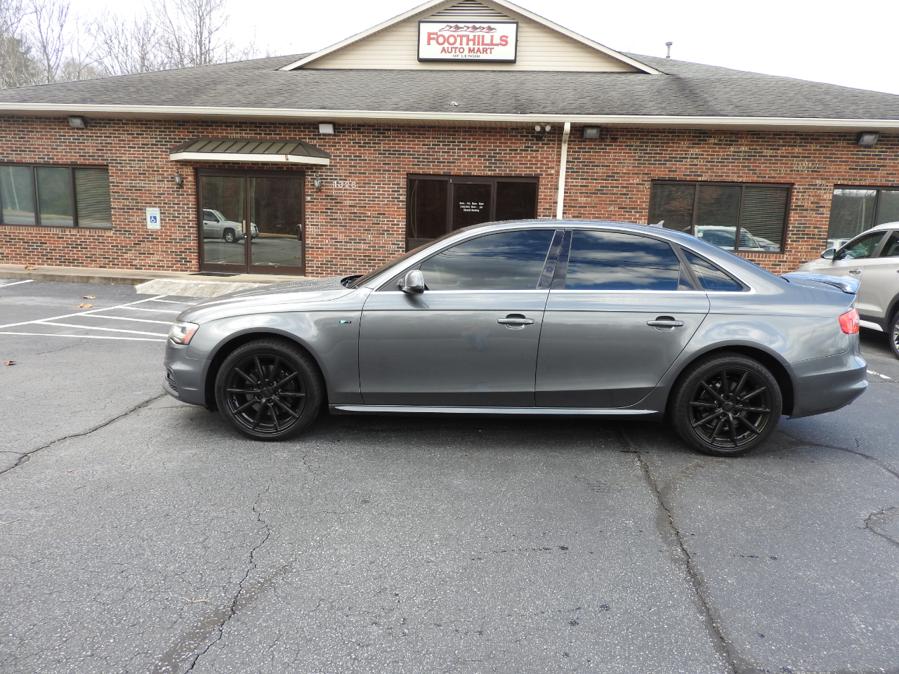 2014 Audi A4 2.0T Sedan quattro Tiptronic