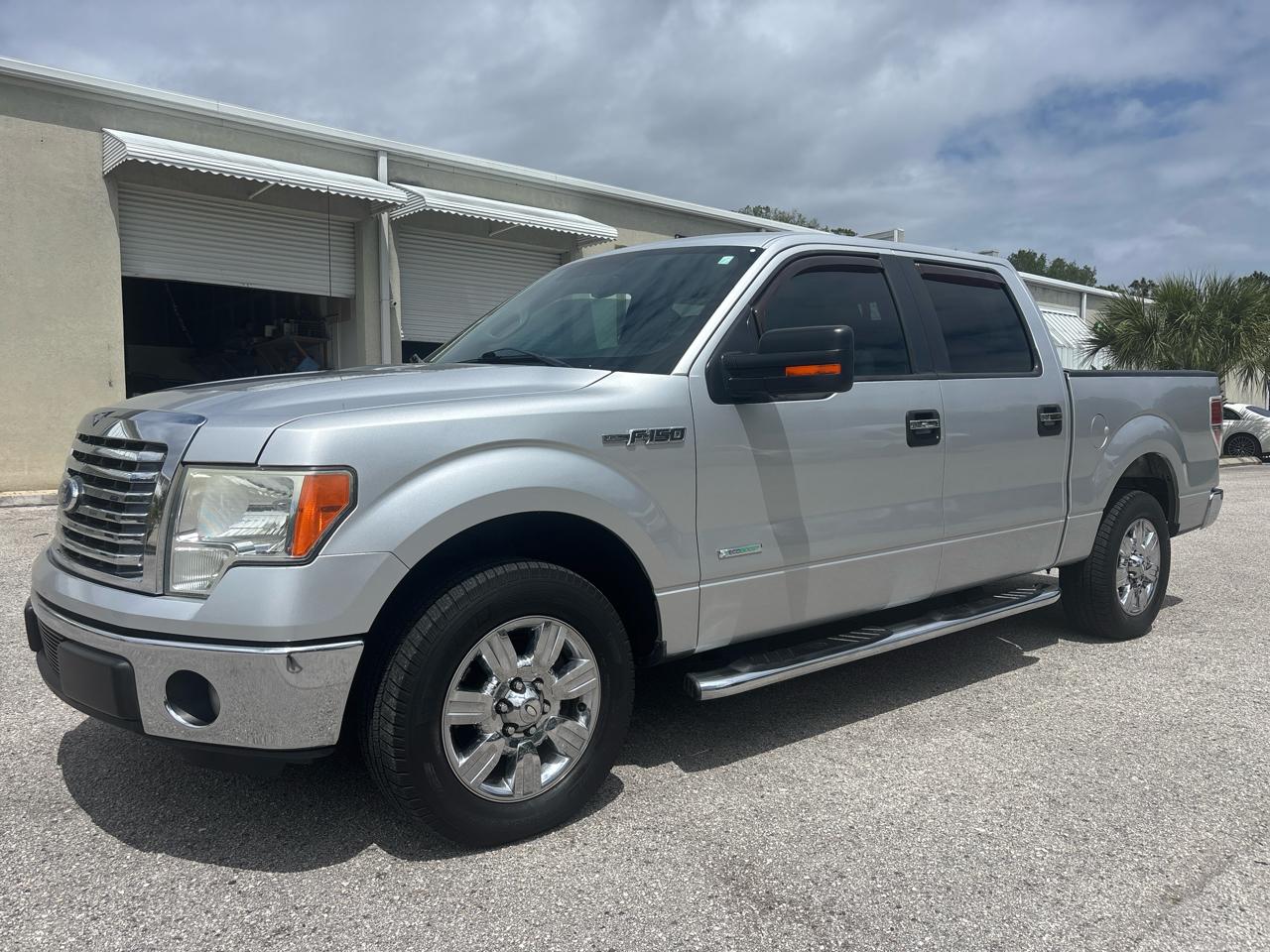 Ford F-150 SuperCrew 2WD 2011