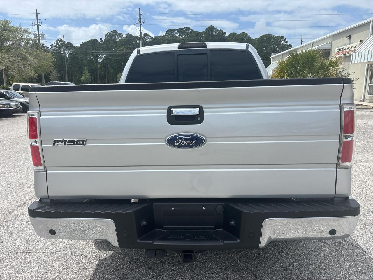 Ford F-150 SuperCrew 2WD 2011