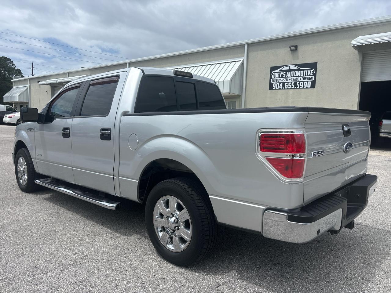 Ford F-150 SuperCrew 2WD 2011