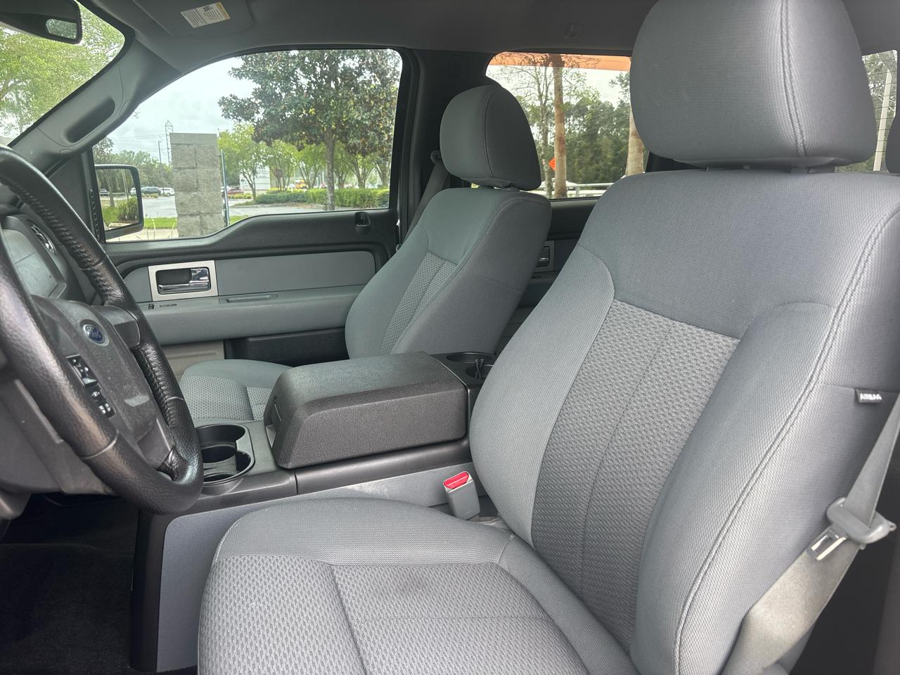 Ford F-150 SuperCrew 2WD 2011