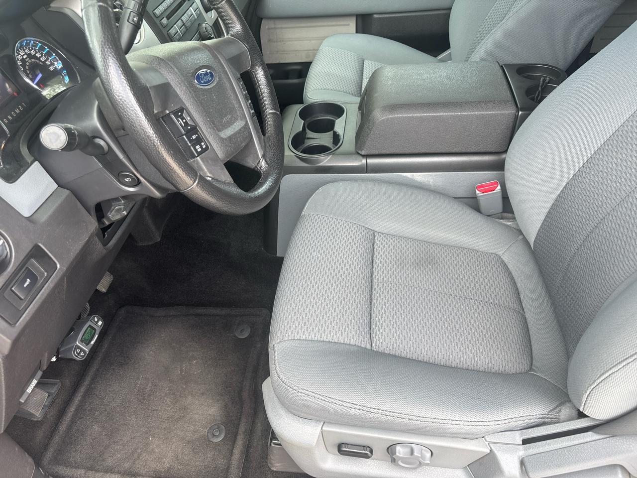 Ford F-150 SuperCrew 2WD 2011