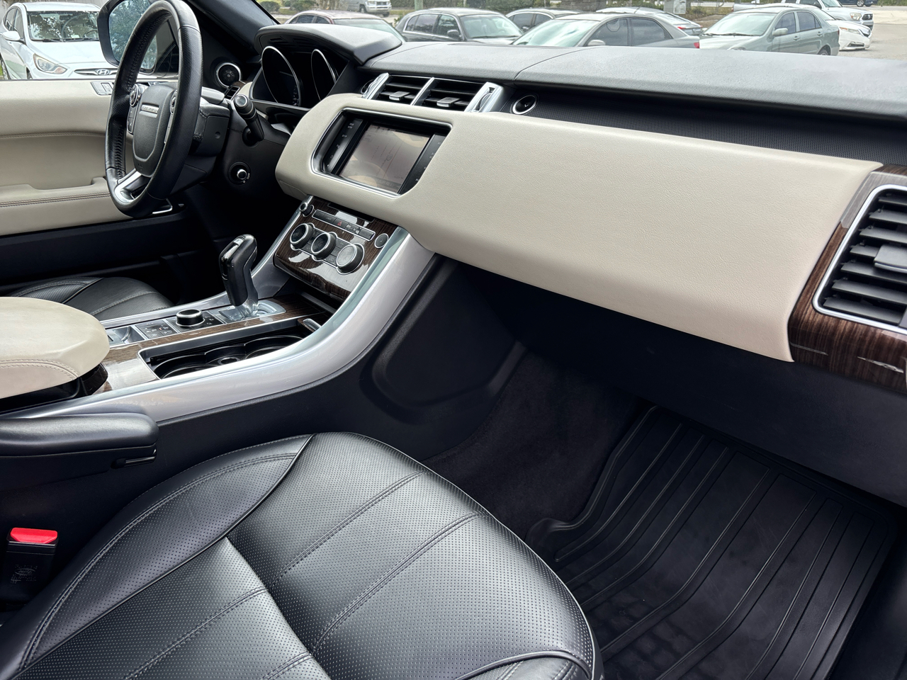 Land Rover Range Rover Sport 3.0L V6 Supercharged SE 2014