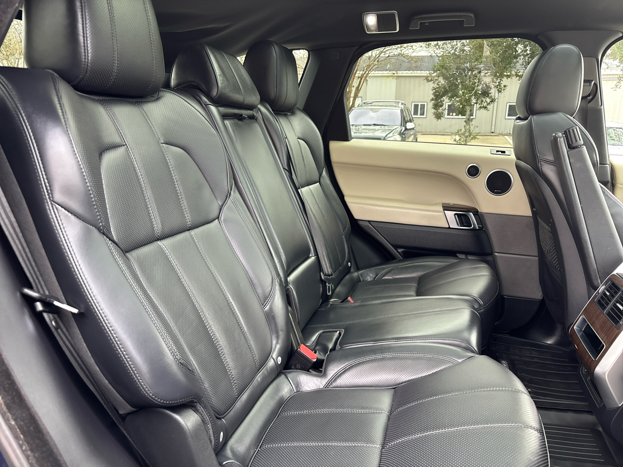 Land Rover Range Rover Sport 3.0L V6 Supercharged SE 2014