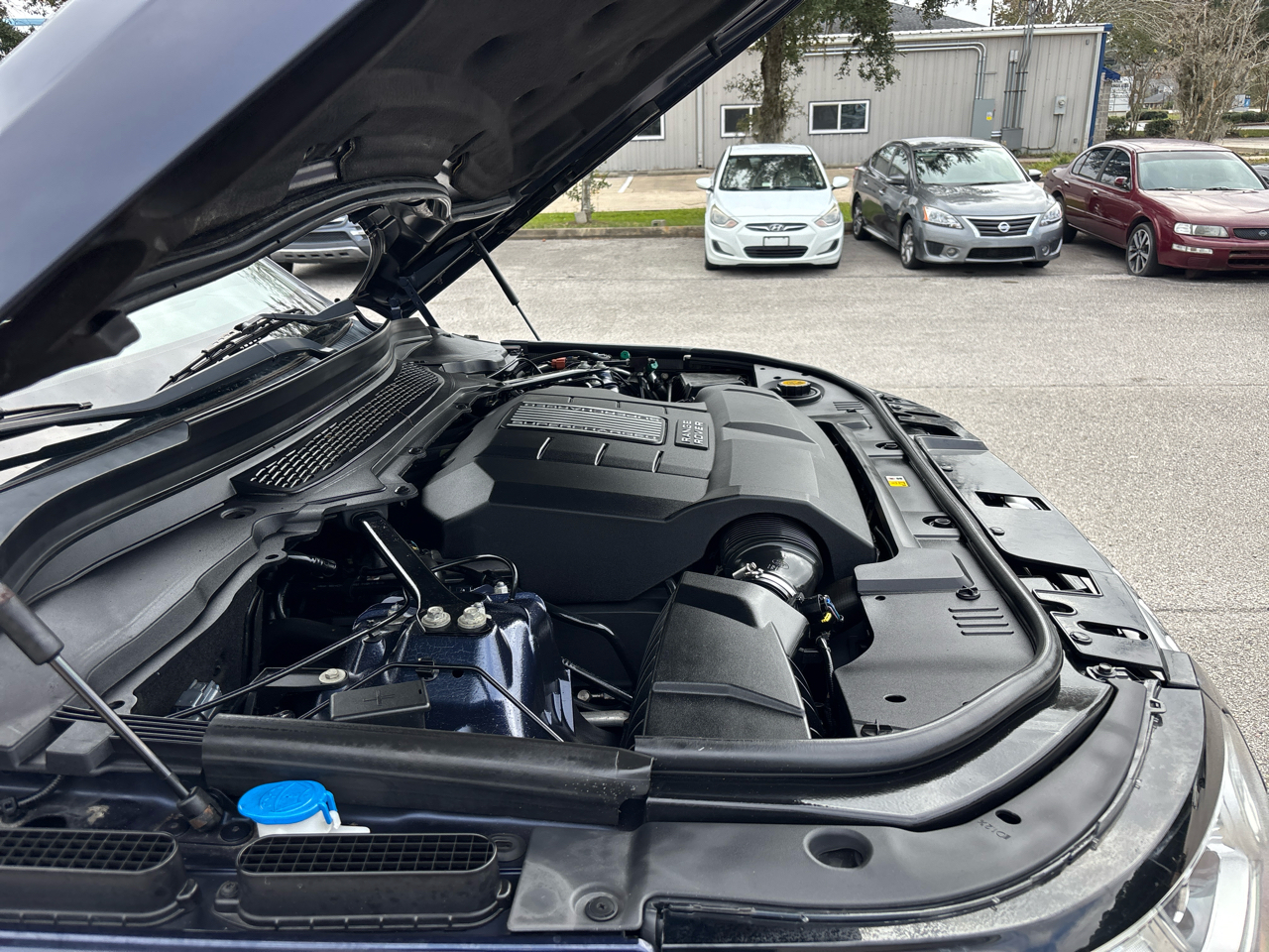 Land Rover Range Rover Sport 3.0L V6 Supercharged SE 2014