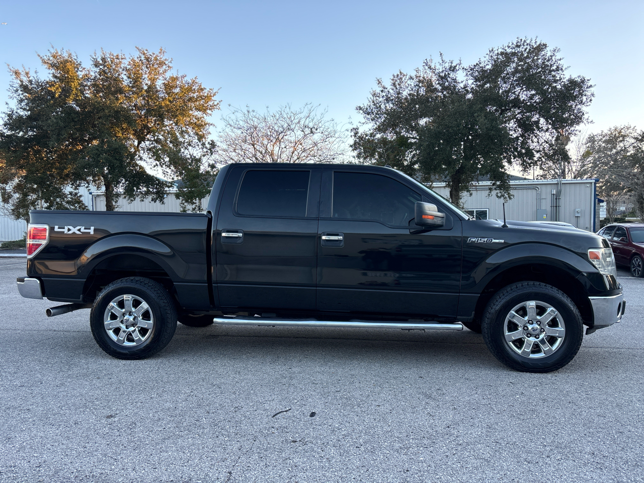Ford F-150 4WD SuperCab 145" XLT 2014