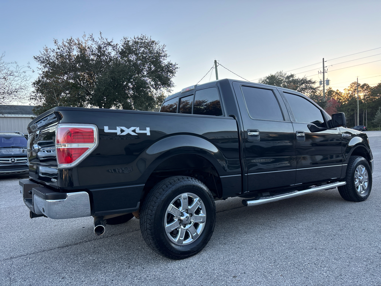 Ford F-150 4WD SuperCab 145" XLT 2014