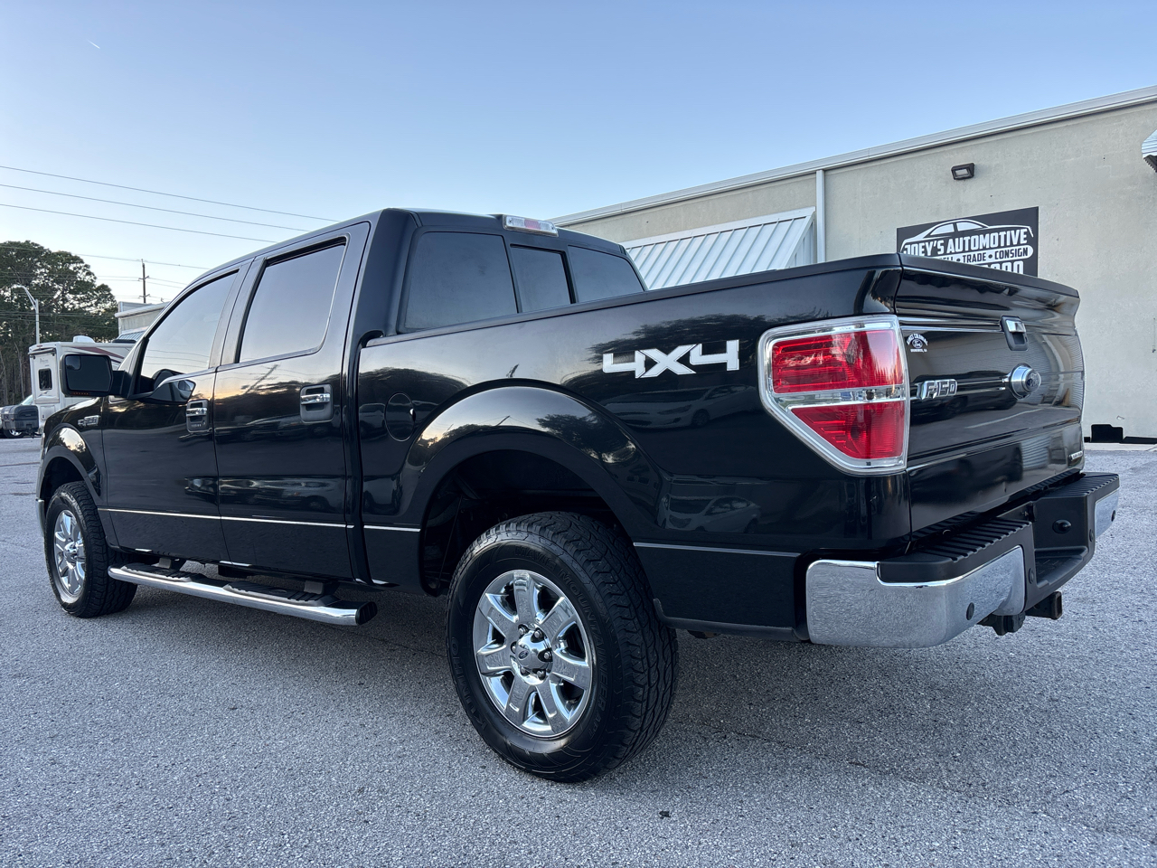 Ford F-150 4WD SuperCab 145" XLT 2014