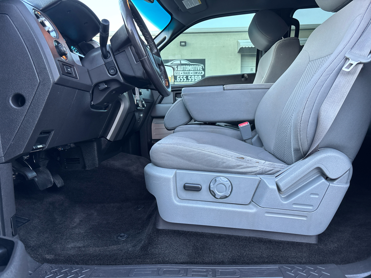 Ford F-150 4WD SuperCab 145" XLT 2014