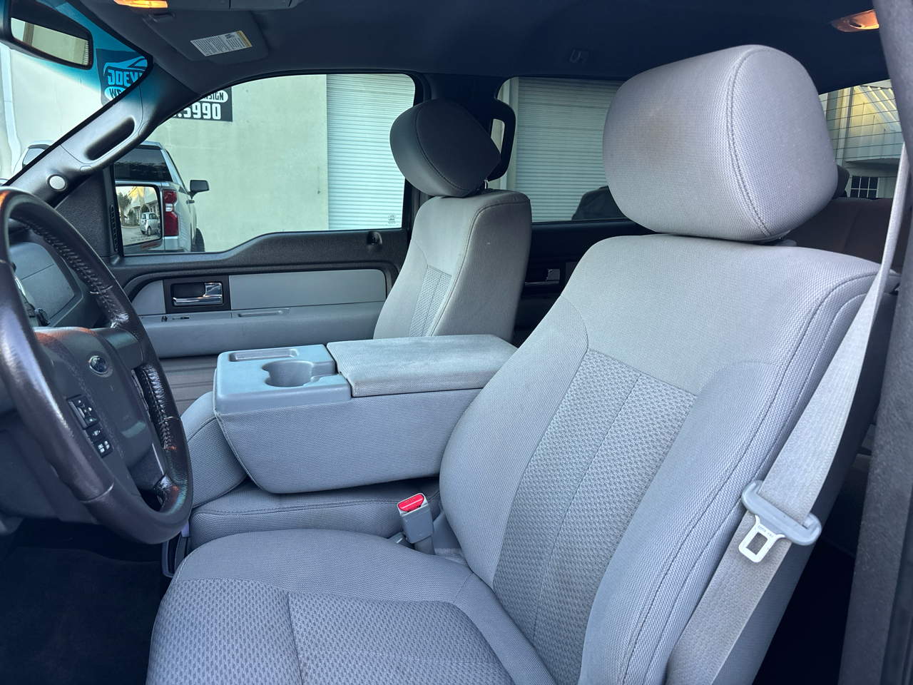 Ford F-150 4WD SuperCab 145" XLT 2014