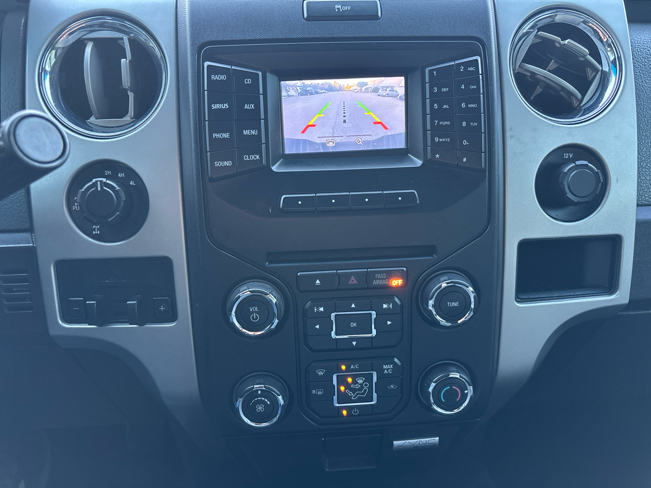 Ford F-150 4WD SuperCab 145" XLT 2014