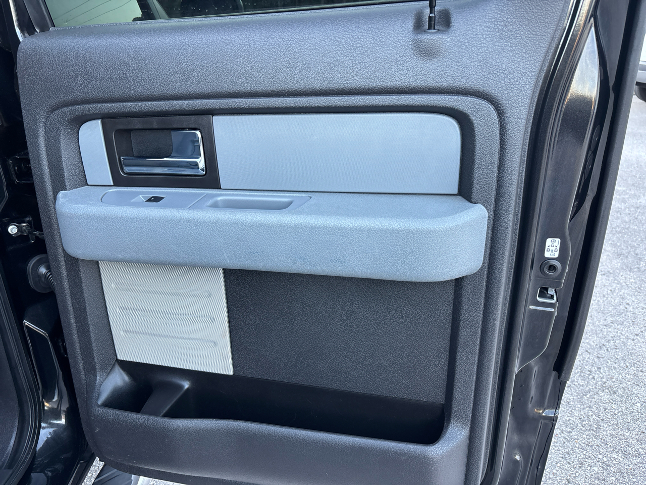 Ford F-150 4WD SuperCab 145" XLT 2014