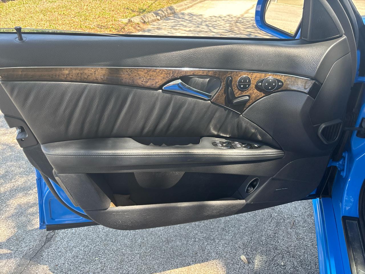 Mercedes-Benz E55 AMG E55 AMG 2005