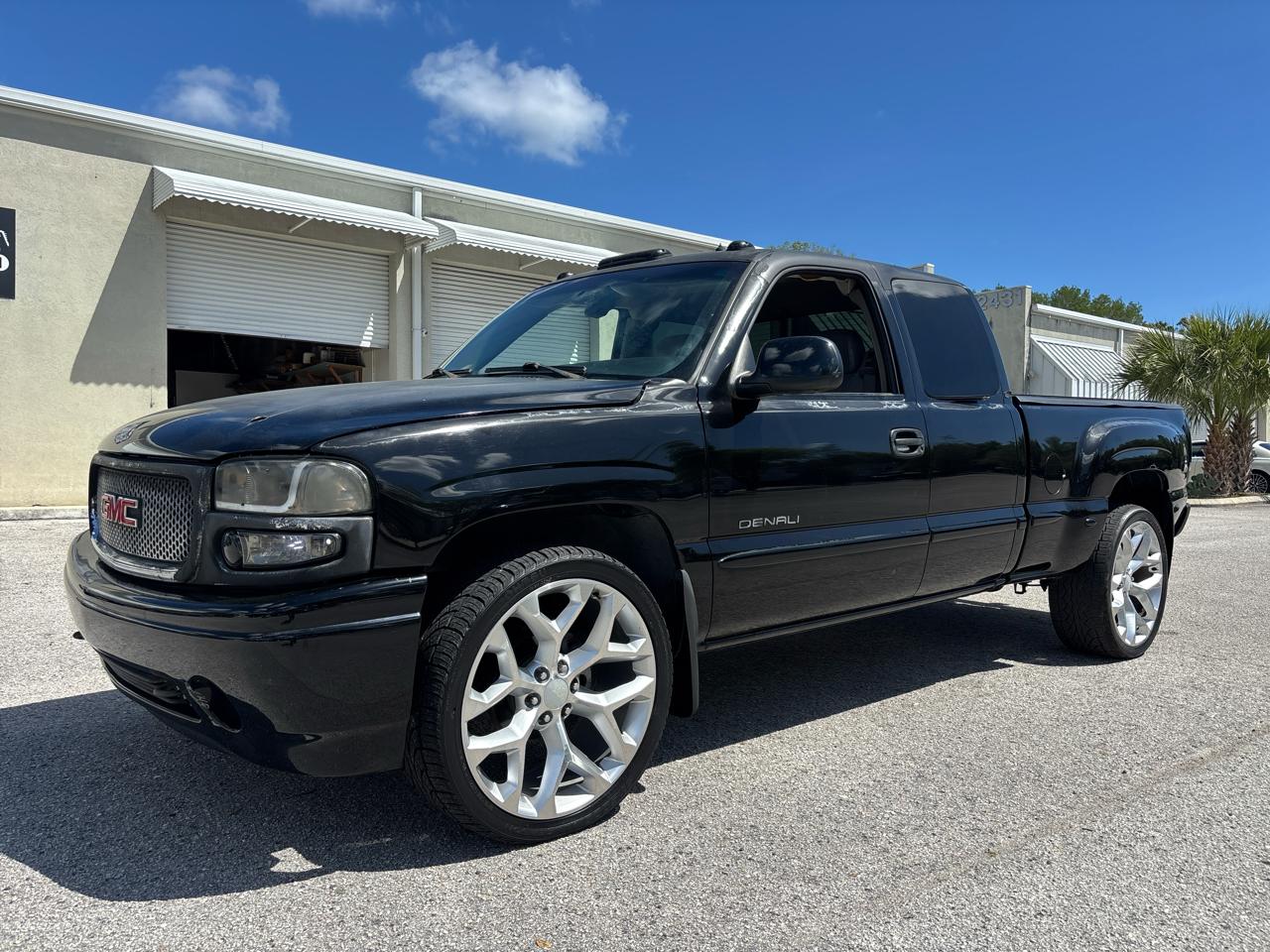 GMC Sierra 1500 Denali Ext. Cab AWD 2002