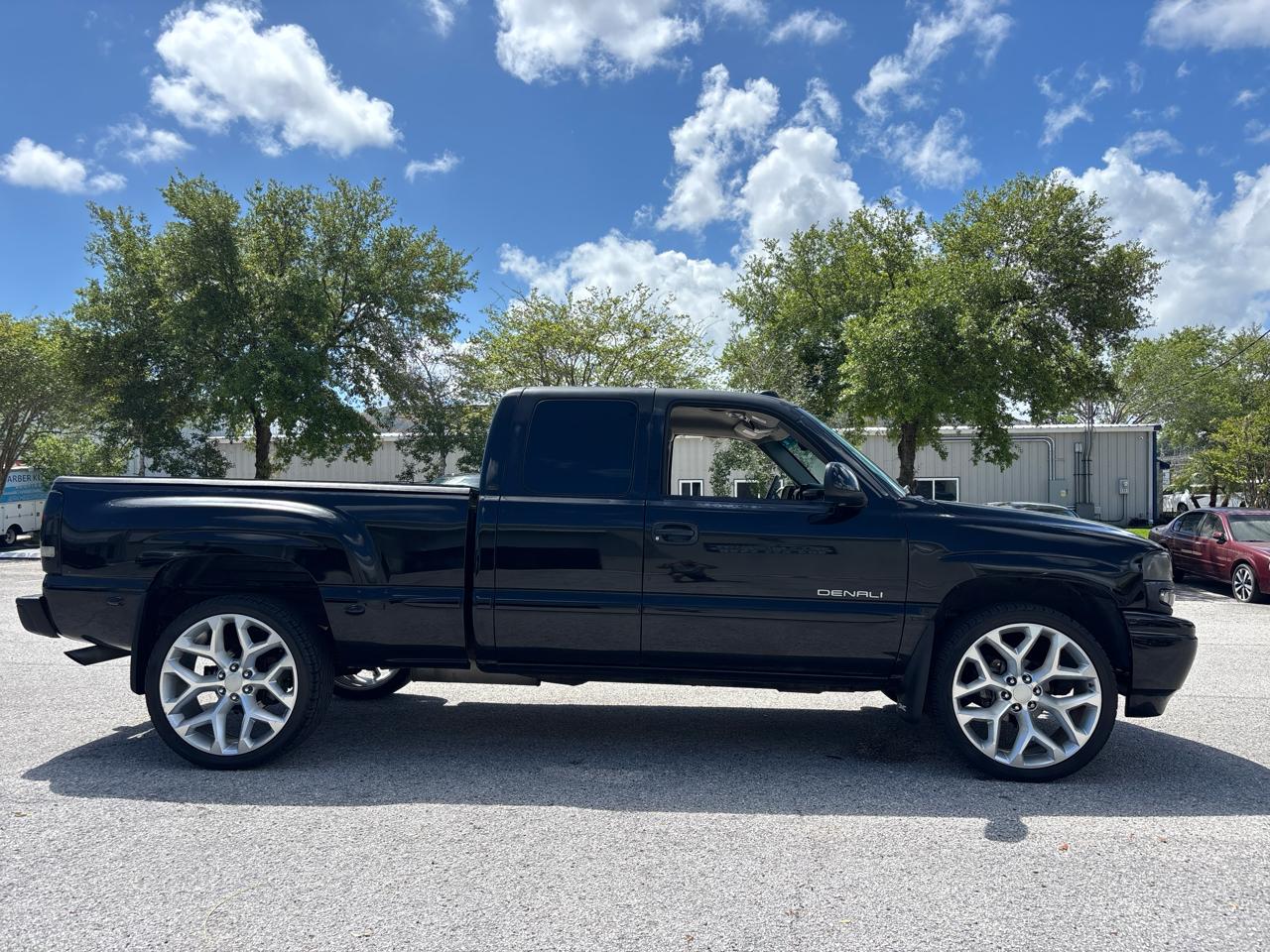 GMC Sierra 1500 Denali Ext. Cab AWD 2002