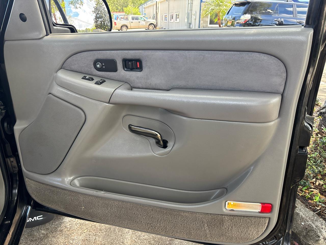 GMC Sierra 1500 Denali Ext. Cab AWD 2002