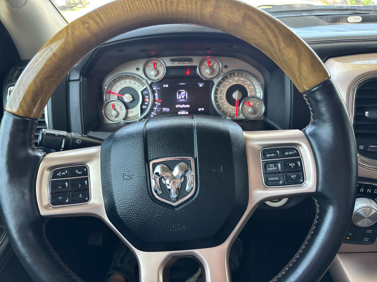 RAM 1500 Longhorn Crew Cab SWB 4WD 2016