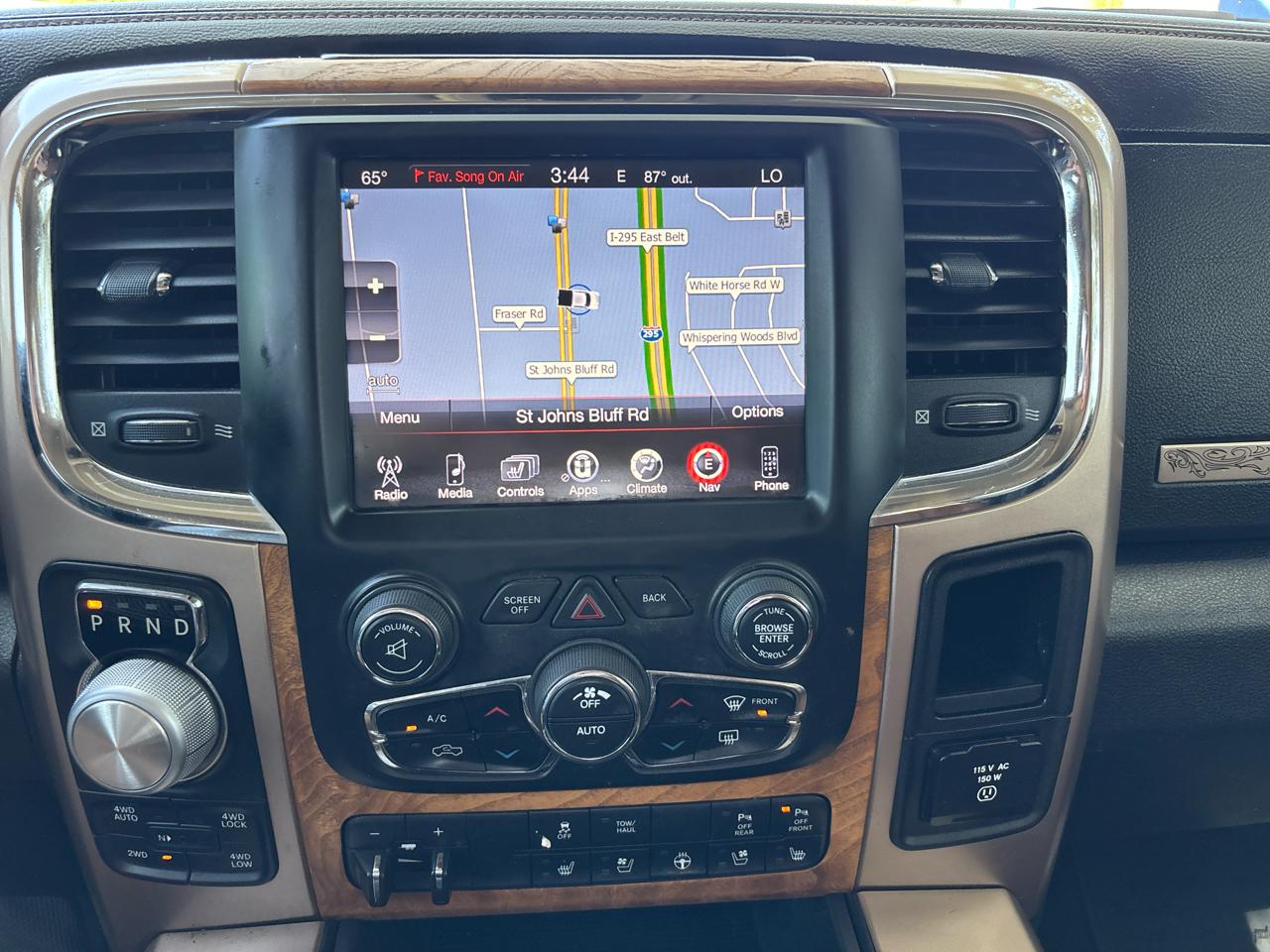 RAM 1500 Longhorn Crew Cab SWB 4WD 2016