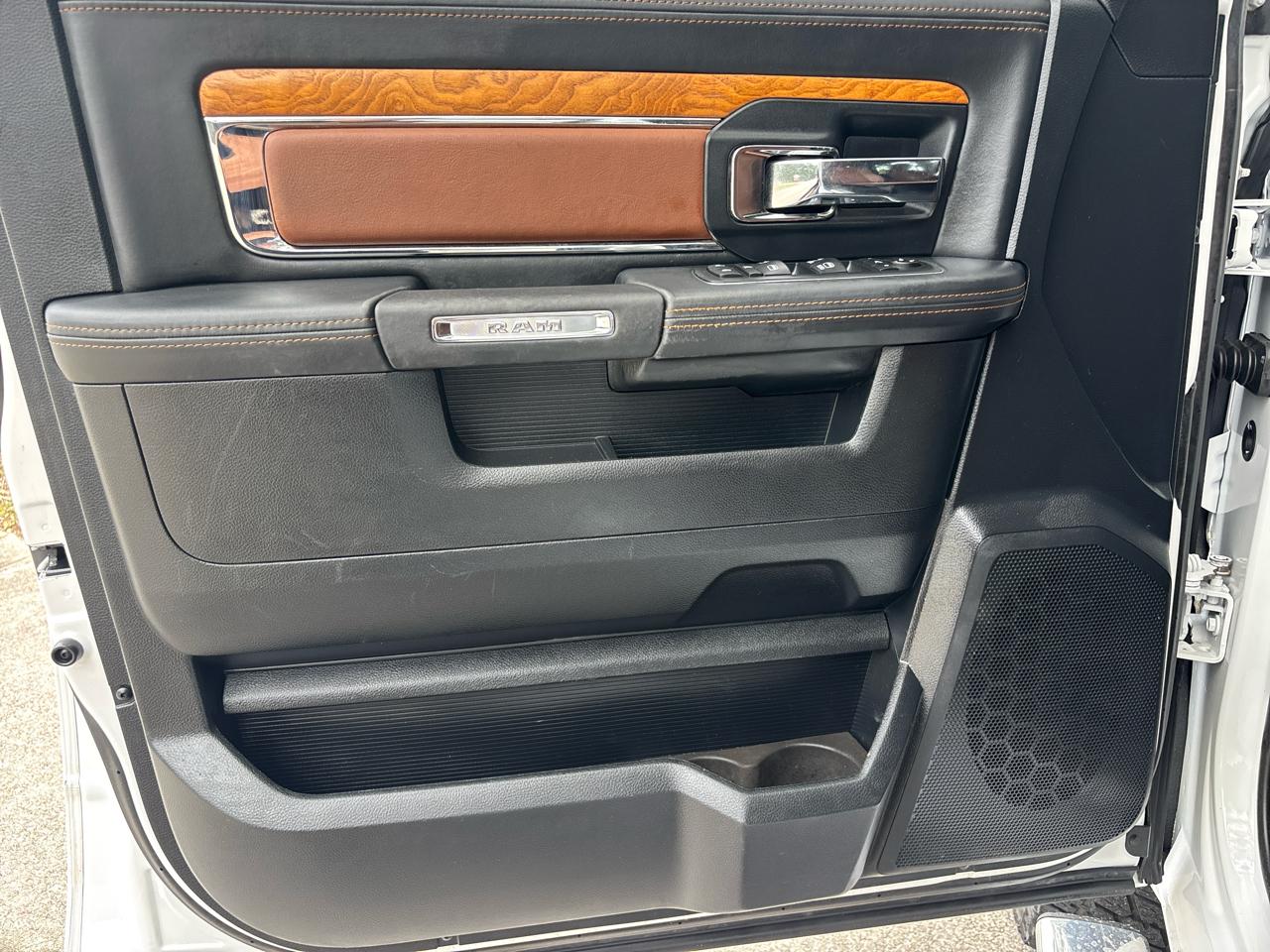 RAM 1500 Longhorn Crew Cab SWB 4WD 2016