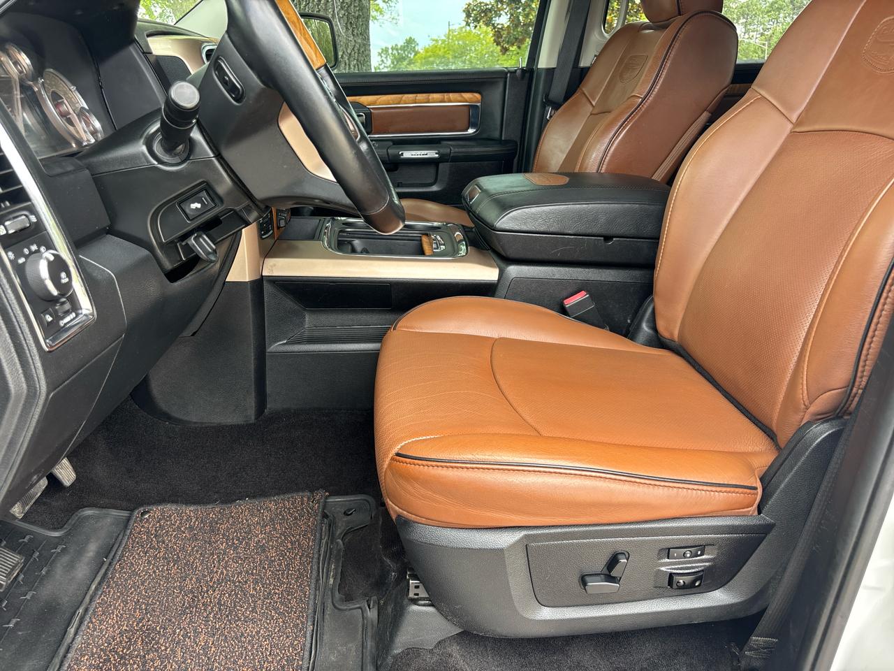 RAM 1500 Longhorn Crew Cab SWB 4WD 2016